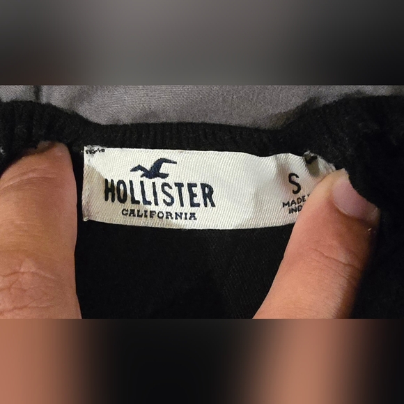 Hollister Top - Picture 3 of 3